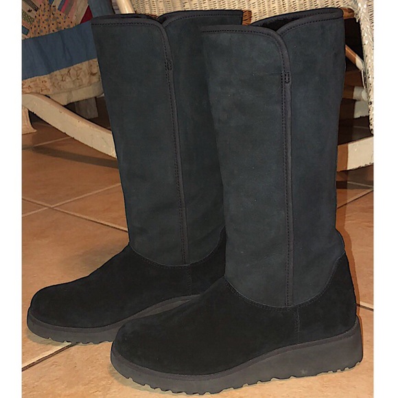 ugg kara black